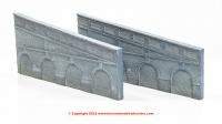 R7387 Hornby Skaledale Mid Stepped Arched Retaining Walls x2 (Engineers Blue Brick)